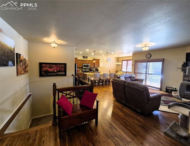 7619 Eagle Feather Point, Colorado Springs, CO 80923