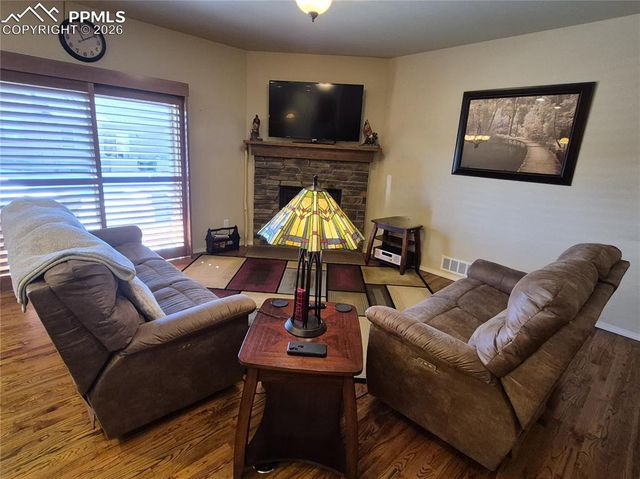 7619 Eagle Feather Point, Colorado Springs, CO 80923