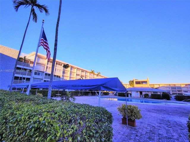 215 SE 3rd Ave 307C, Hallandale Beach, FL 33009