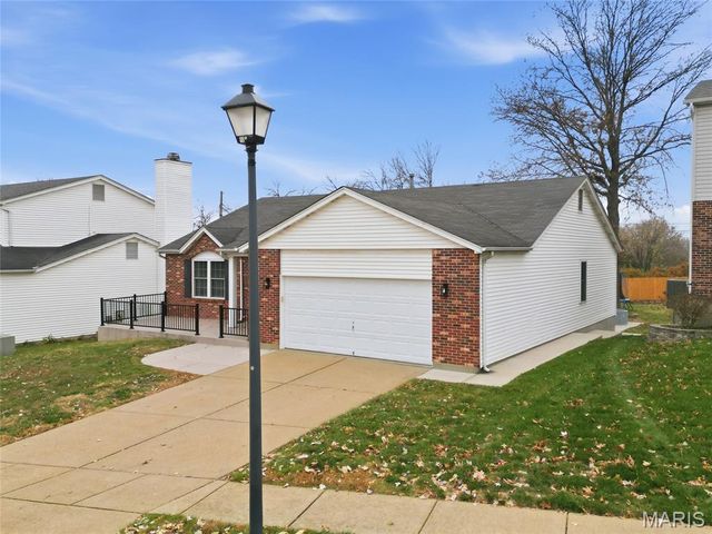 9624 Chamblin Drive, St Louis, MO 63123