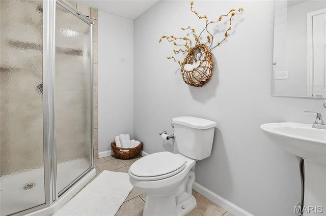 9624 Chamblin Drive, St Louis, MO 63123