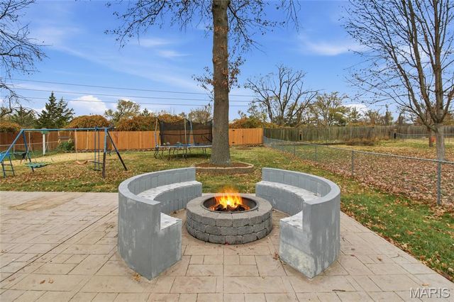 9624 Chamblin Drive, St Louis, MO 63123