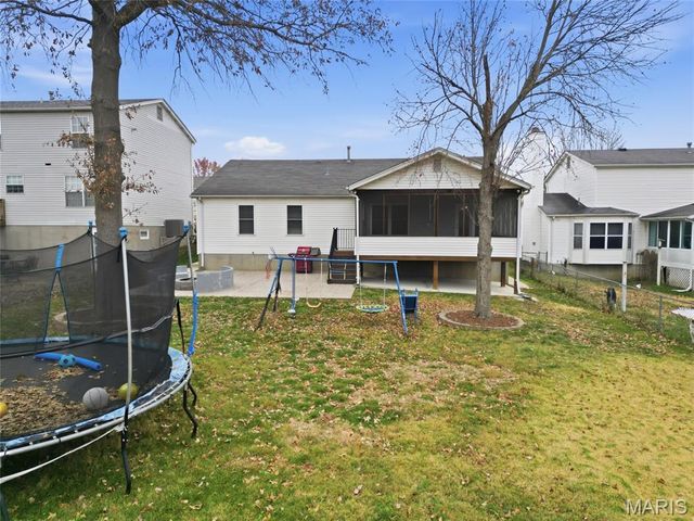 9624 Chamblin Drive, St Louis, MO 63123