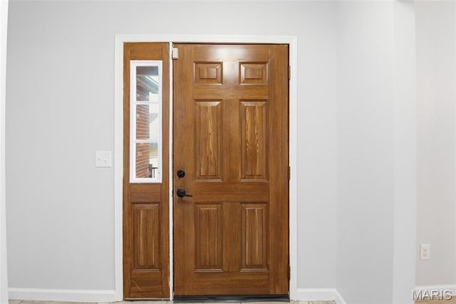 9624 Chamblin Drive, St Louis, MO 63123