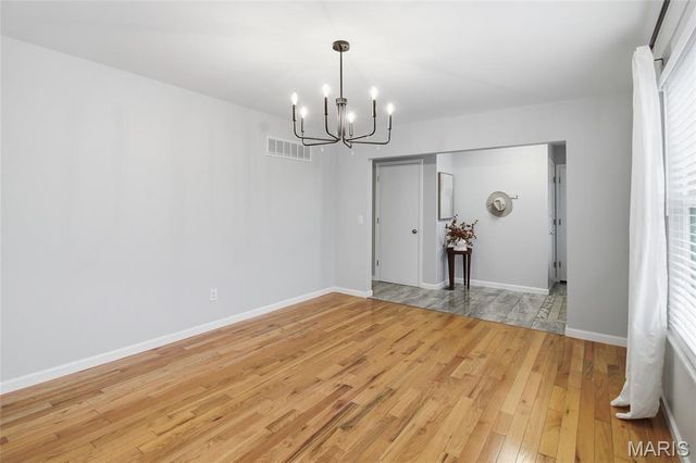 9624 Chamblin Drive, St Louis, MO 63123