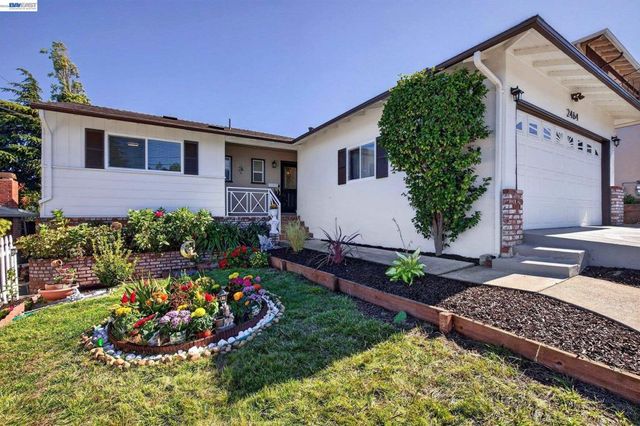 2464 Mikemary Ct, Castro Valley, CA 94546