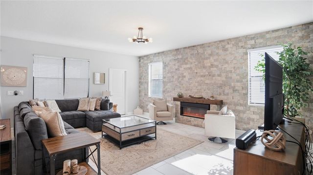 2945 FABLE STREET, Kissimmee, FL 34746