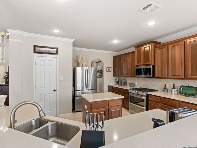 8903 Woodland Pass, Boerne, TX 78006