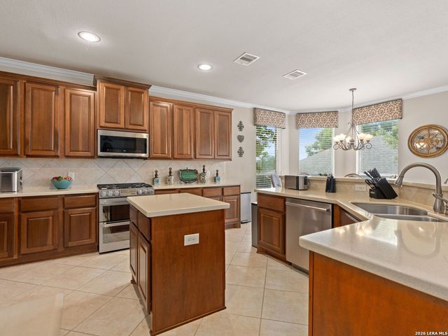 8903 Woodland Pass, Boerne, TX 78006
