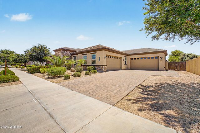 22361 E SENTIERO Drive, Queen Creek, AZ 85142