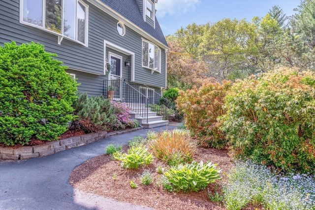 8 Avery Street, Wilmington, MA 01887