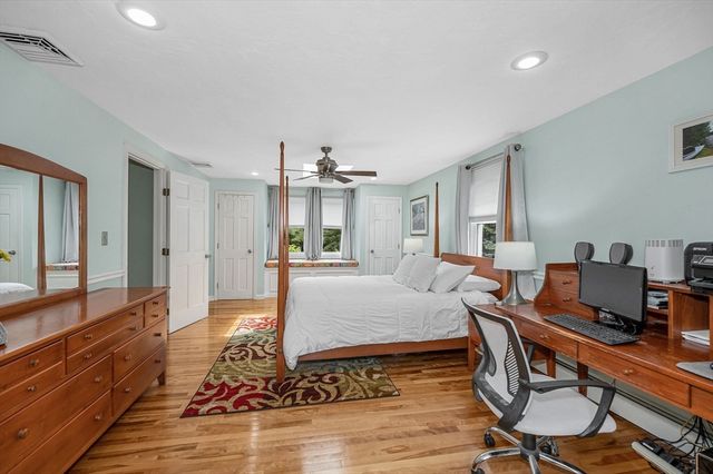 8 Avery Street, Wilmington, MA 01887