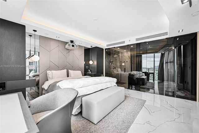 1000 S Pointe Dr 1706, Miami Beach, FL 33139