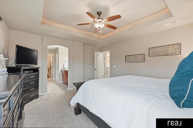 5720 S 165 Street, Omaha, NE 68135