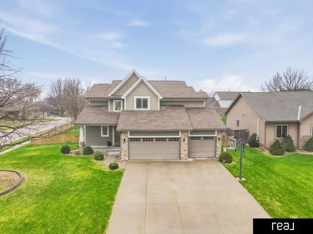 5720 S 165 Street, Omaha, NE 68135