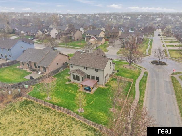 5720 S 165 Street, Omaha, NE 68135