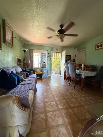 630 Beverly Drive, Bakersfield, CA 93307