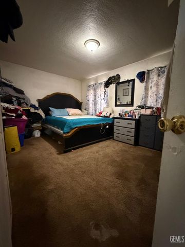630 Beverly Drive, Bakersfield, CA 93307