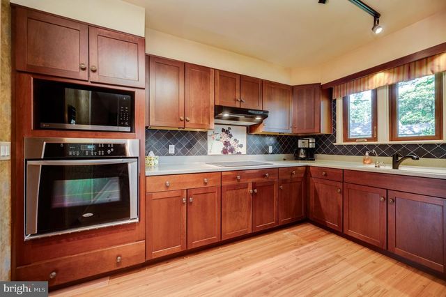1618 GARFIELD AVE, Reading, PA 19610