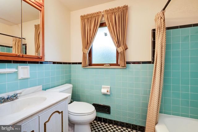 1618 GARFIELD AVE, Reading, PA 19610