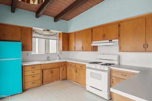 113 La Granada Street, Oxnard, CA 93035