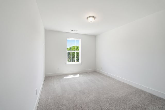 7247 Fairlawn Dr, Fairview, TN 37062