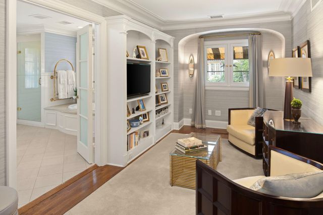 4415 E Lake Harriet Parkway, Minneapolis, MN 55419