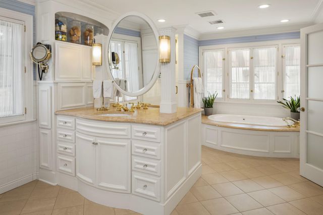 4415 E Lake Harriet Parkway, Minneapolis, MN 55419