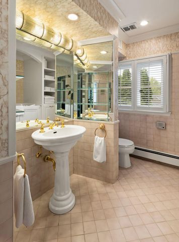 4415 E Lake Harriet Parkway, Minneapolis, MN 55419