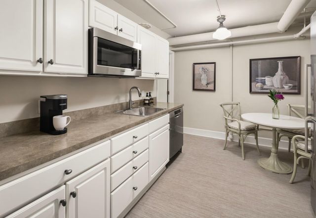 4415 E Lake Harriet Parkway, Minneapolis, MN 55419