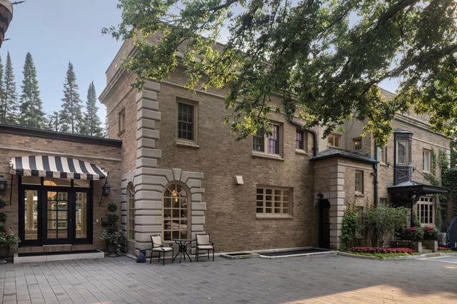 4415 E Lake Harriet Parkway, Minneapolis, MN 55419