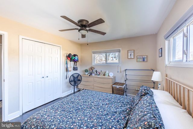 10611 MAPLE ST, Fairfax, VA 22030