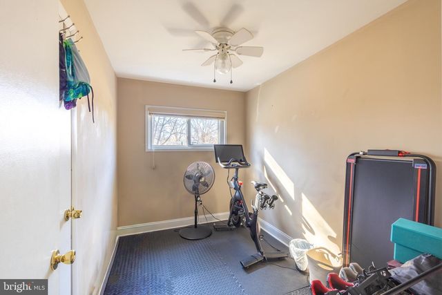 10611 MAPLE ST, Fairfax, VA 22030