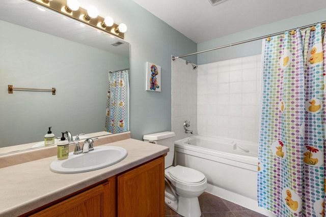 N50W14230 Fairmount AVENUE, Menomonee Falls, WI 53051