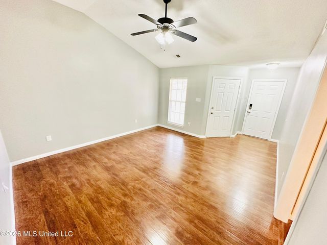 7586 Iris Drive, Southaven, MS 38671