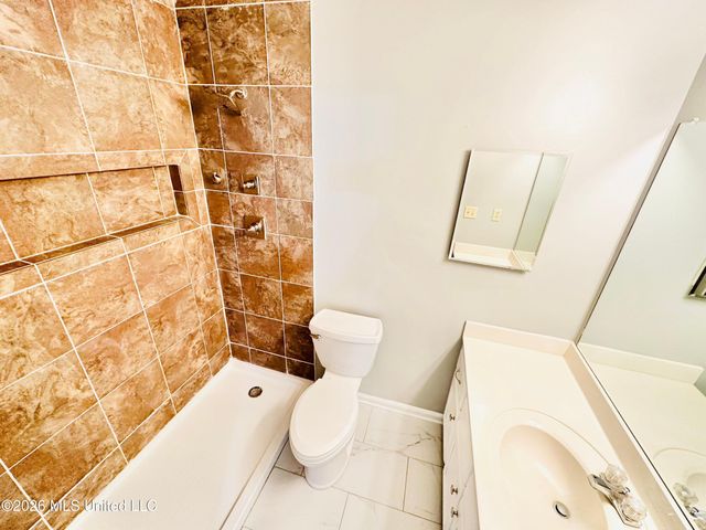 7586 Iris Drive, Southaven, MS 38671