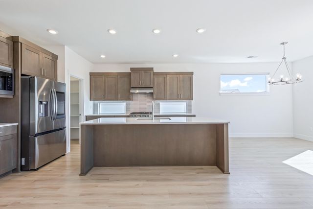 4065 SW 47th Street, Redmond, OR 97756