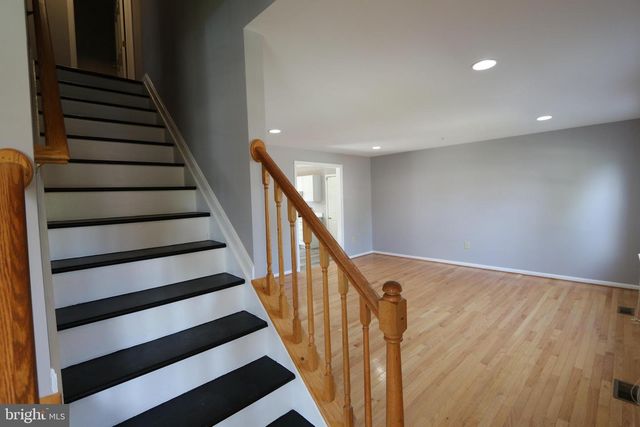 5213 ZEPHYR AVE, Clinton, MD 20735