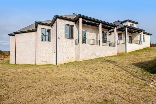 201 Kanis Ridge Drive, Little Rock, AR 72223