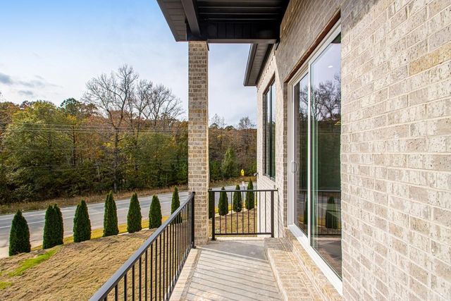 201 Kanis Ridge Drive, Little Rock, AR 72223