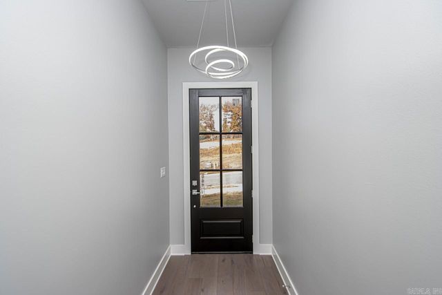 201 Kanis Ridge Drive, Little Rock, AR 72223