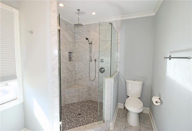 1131 Milmar NW Drive, Atlanta, GA 30327