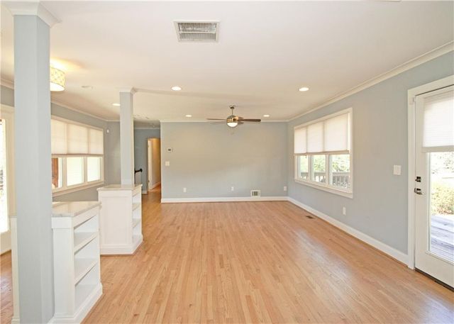 1131 Milmar NW Drive, Atlanta, GA 30327