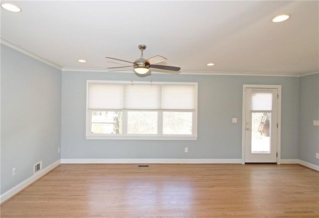 1131 Milmar NW Drive, Atlanta, GA 30327