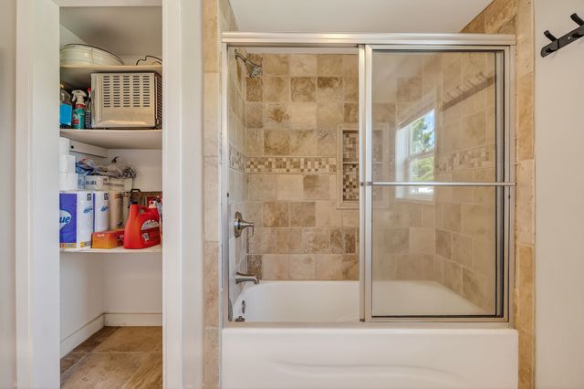 1410 College St, Spencer, TN 38585