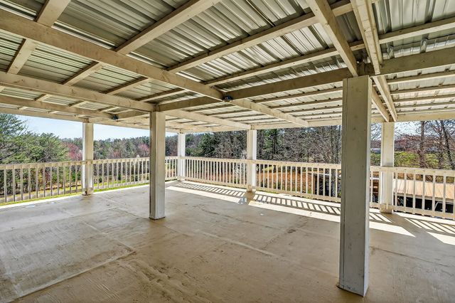 1410 College St, Spencer, TN 38585