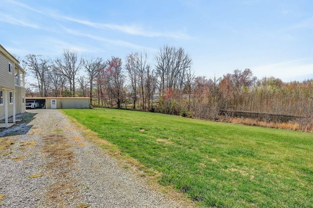 1410 College St, Spencer, TN 38585