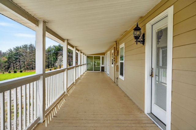 1410 College St, Spencer, TN 38585