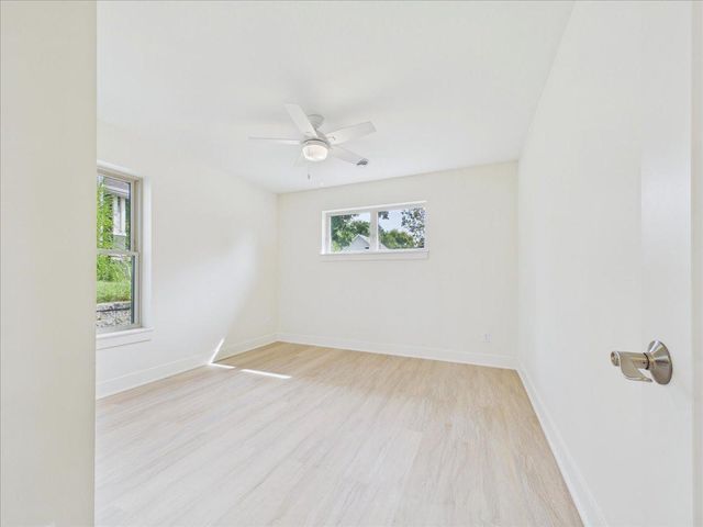 2913 N 4th Street, Minneapolis, MN 55411