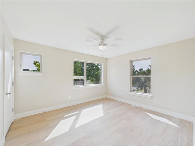 2913 N 4th Street, Minneapolis, MN 55411